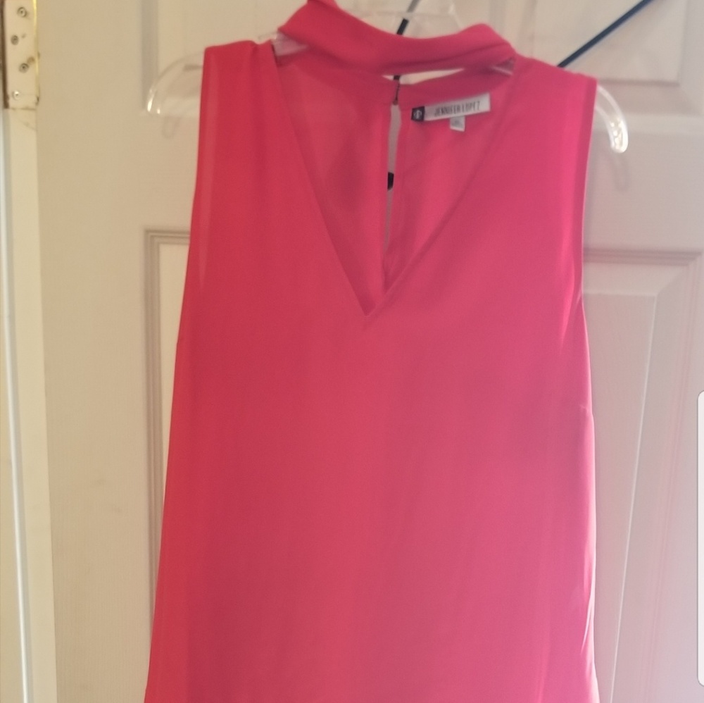 Hi Lo Sleeveless Blouse